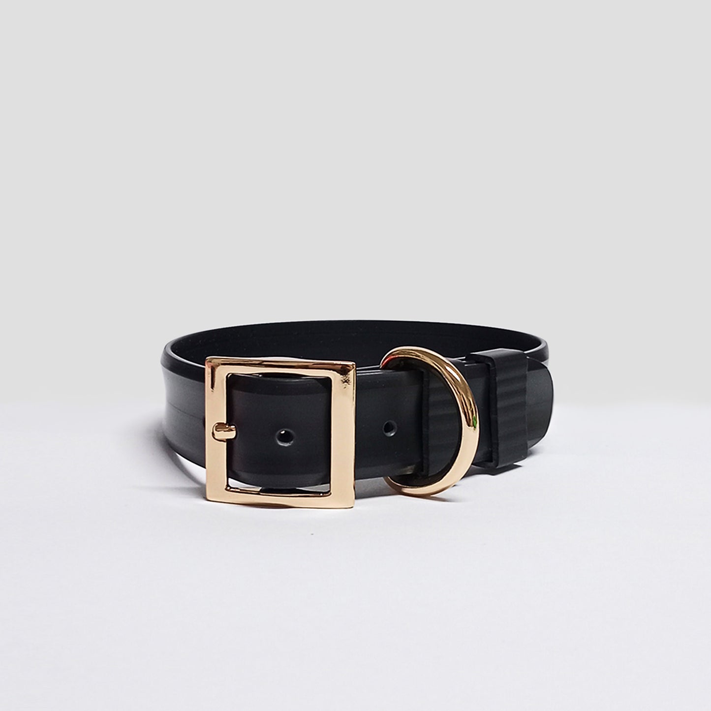 Collar en Goma Negro