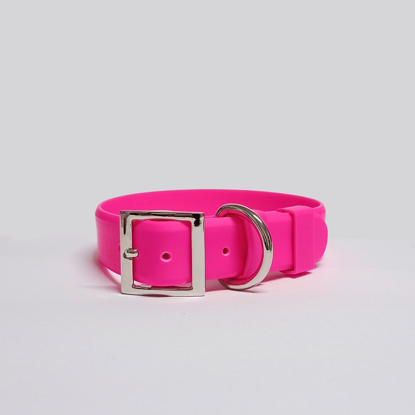 Collar en Goma Fucsia Neón
