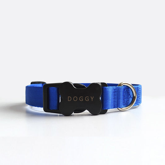 COLLAR EN REATA AZUL OSCURO